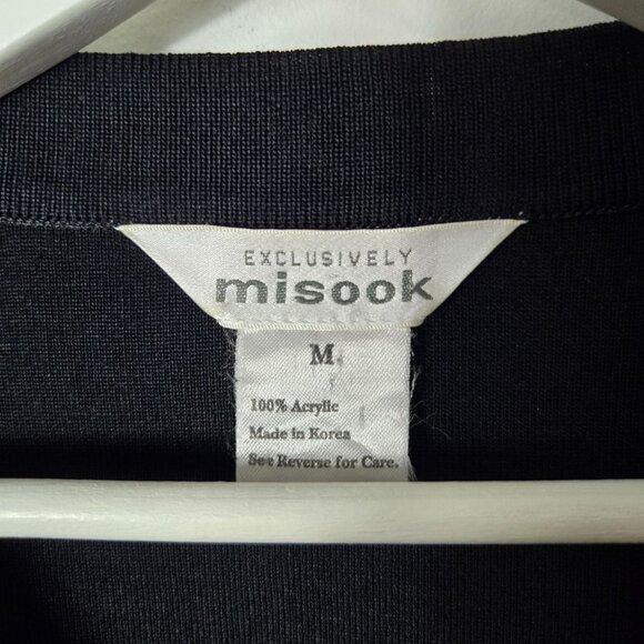 Exclusively Misook Size M Black Button Keyhole Chest Long Sleeve Sweater - Picture 5 of 13